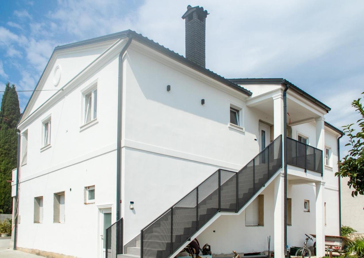 Gentilini Residence Ровин Екстериор снимка